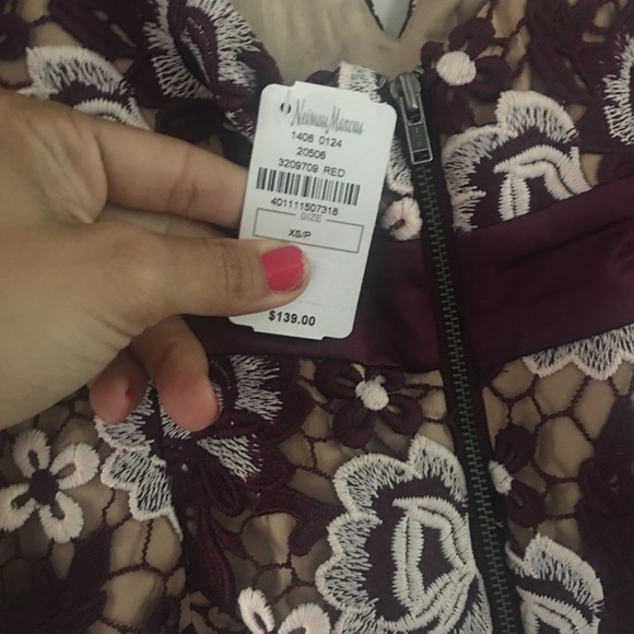 Bardot cocktail dress NWT XS - Picture 4 of 4